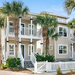  Holiday home 3-story Retreat Home, Walk To Beach, Gulf Views, Free Wifi! United States