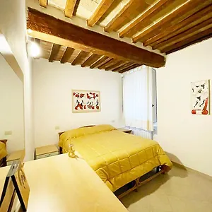  Appartamento La Rue In Centro E Terme 10 Min Italia