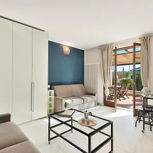  Appartamento Splendido Monolocale Con Spazioso Giardino E Veranda A 500 Mt Dal Mare Italia